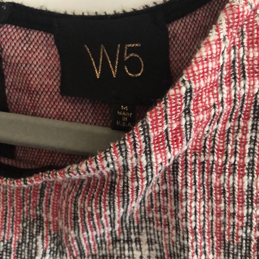 Top - Picture 2 of 4